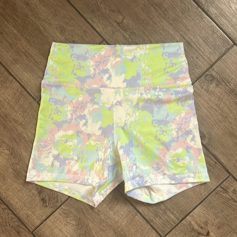 Fleo High Rise 4” Shorts
